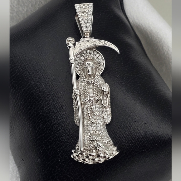 Rhodium Over Sterling Silver 925 Moissanite Santa Muerte Pendant